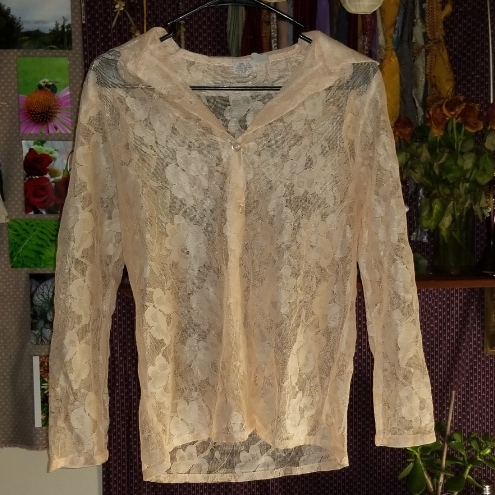 Vintage floral lace blouse